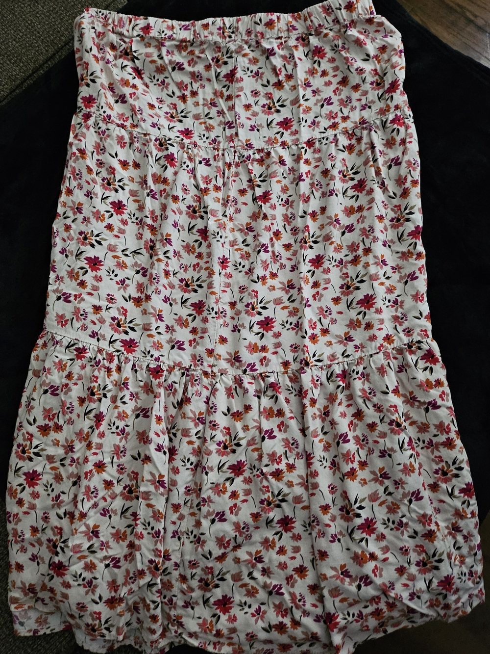 beachlunchlounge Cream Maxi Skirt with Pink & Orange Floral Print